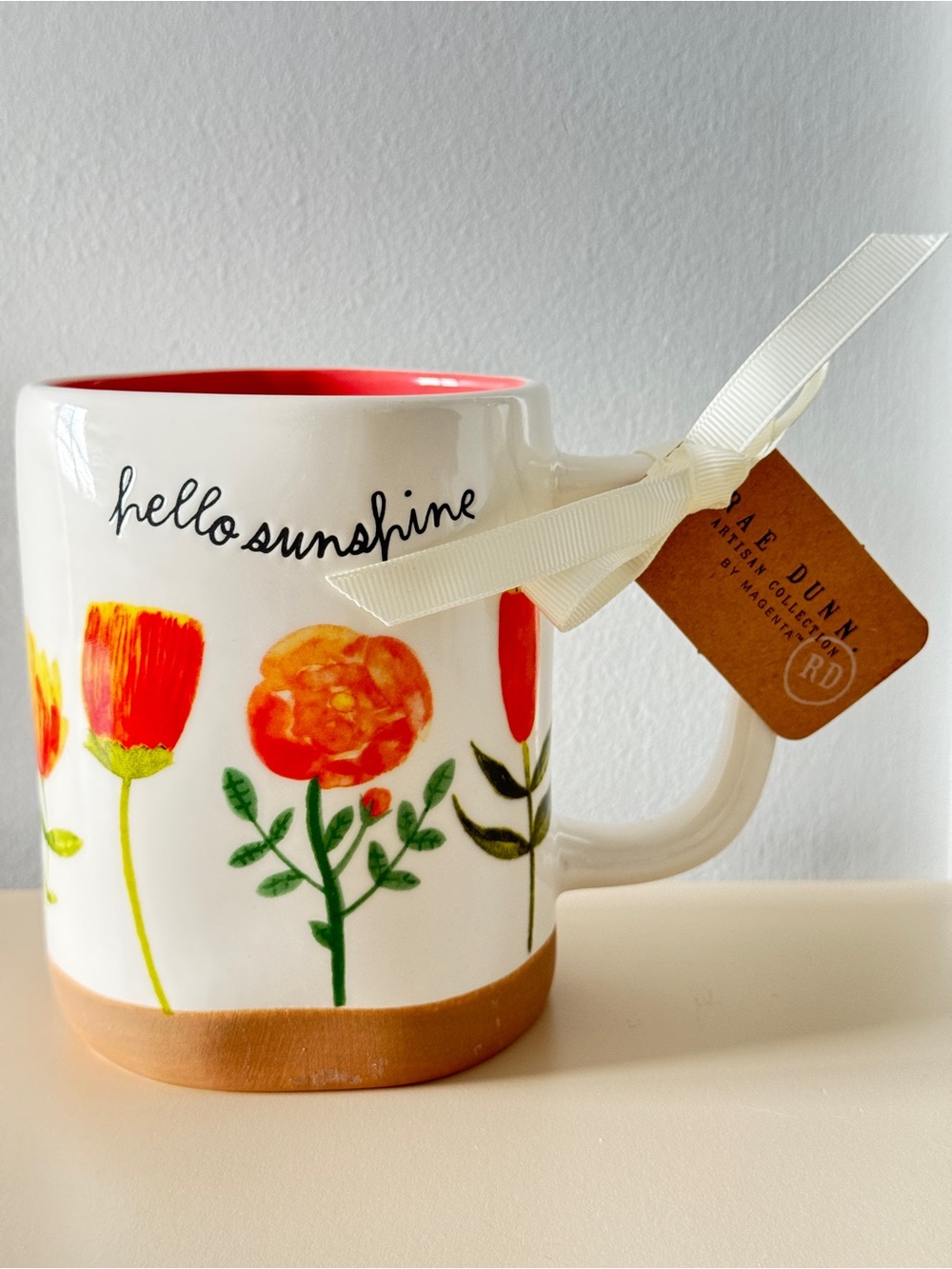 NWT Rae Dunn Hello Sunshine Watercolor
Flower Mug - Terracotta Bottom